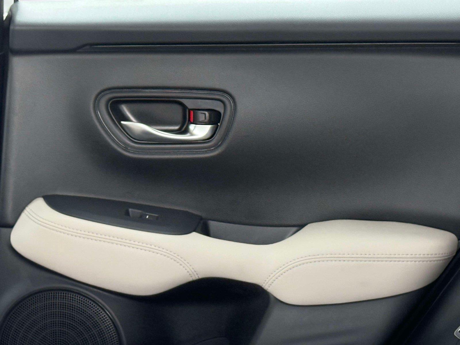 2027 Honda HR-V LX