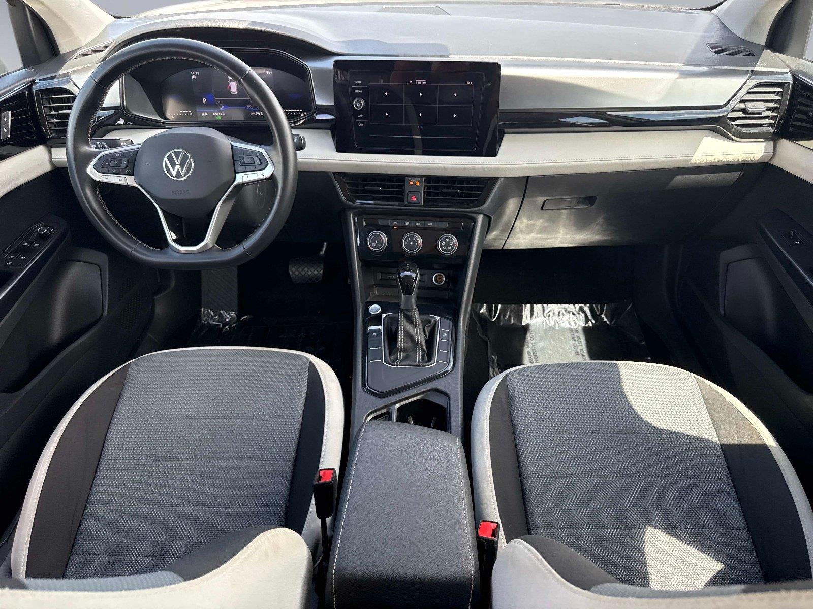 2025 Volkswagen Taos S