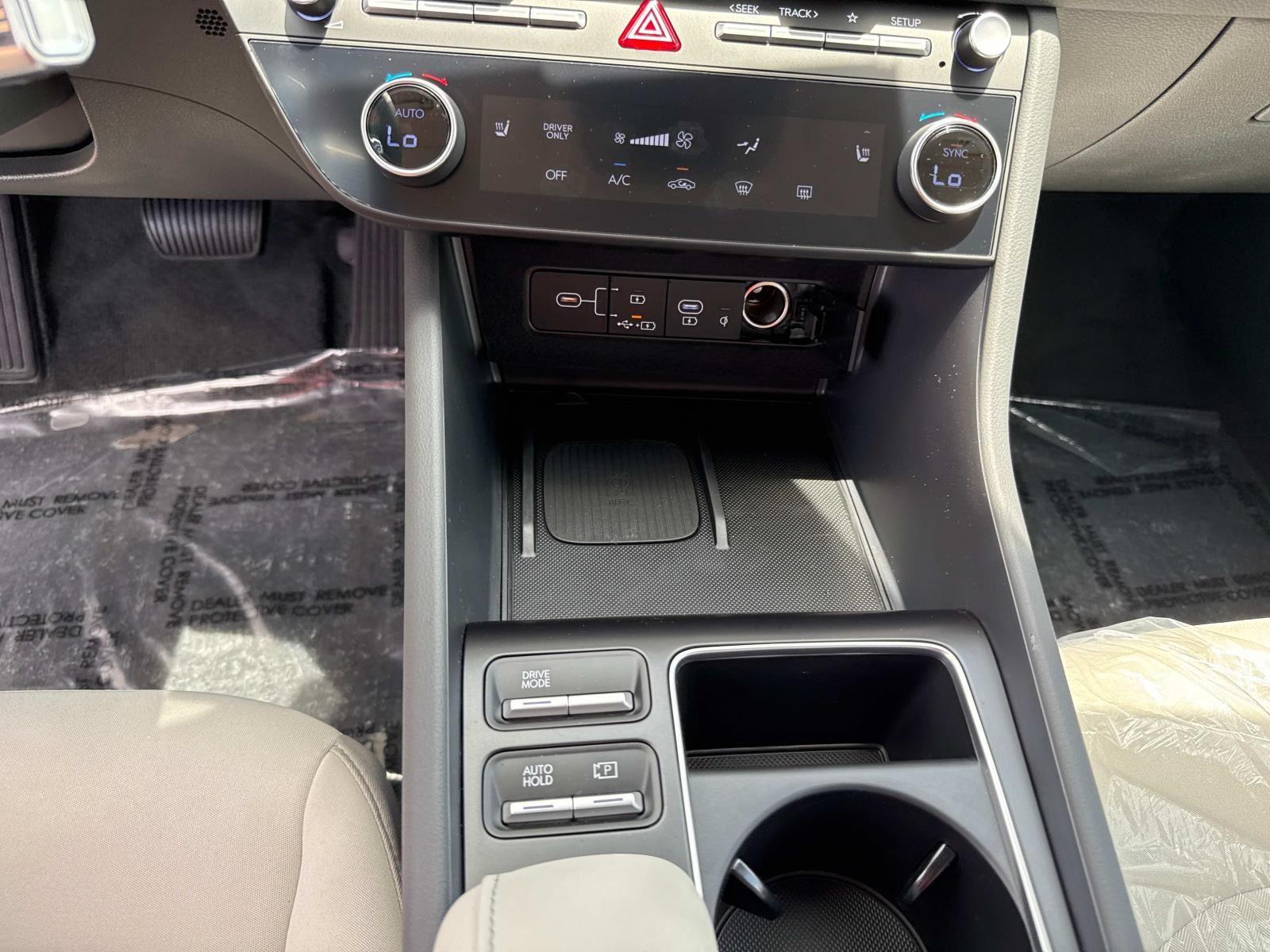 2025 Hyundai Sonata Hybrid SEL