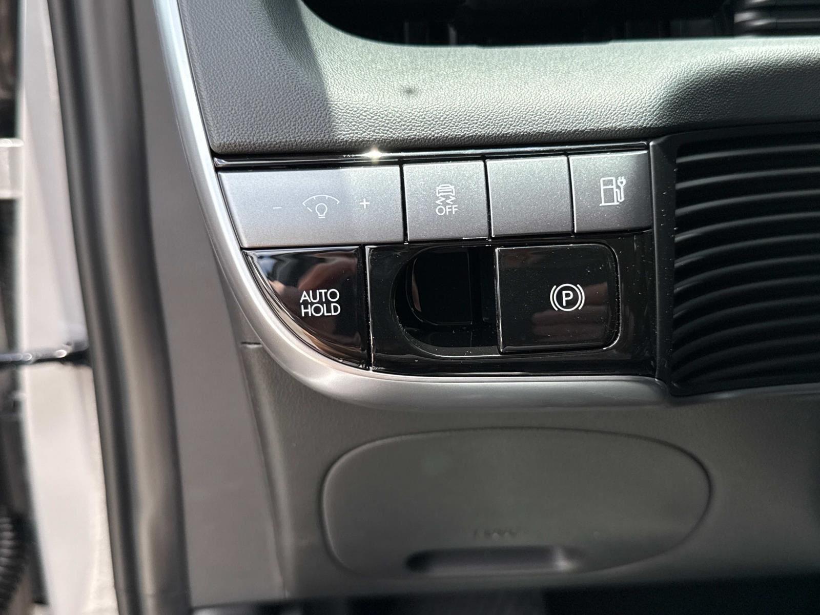 2025 Hyundai IONIQ 5 SE