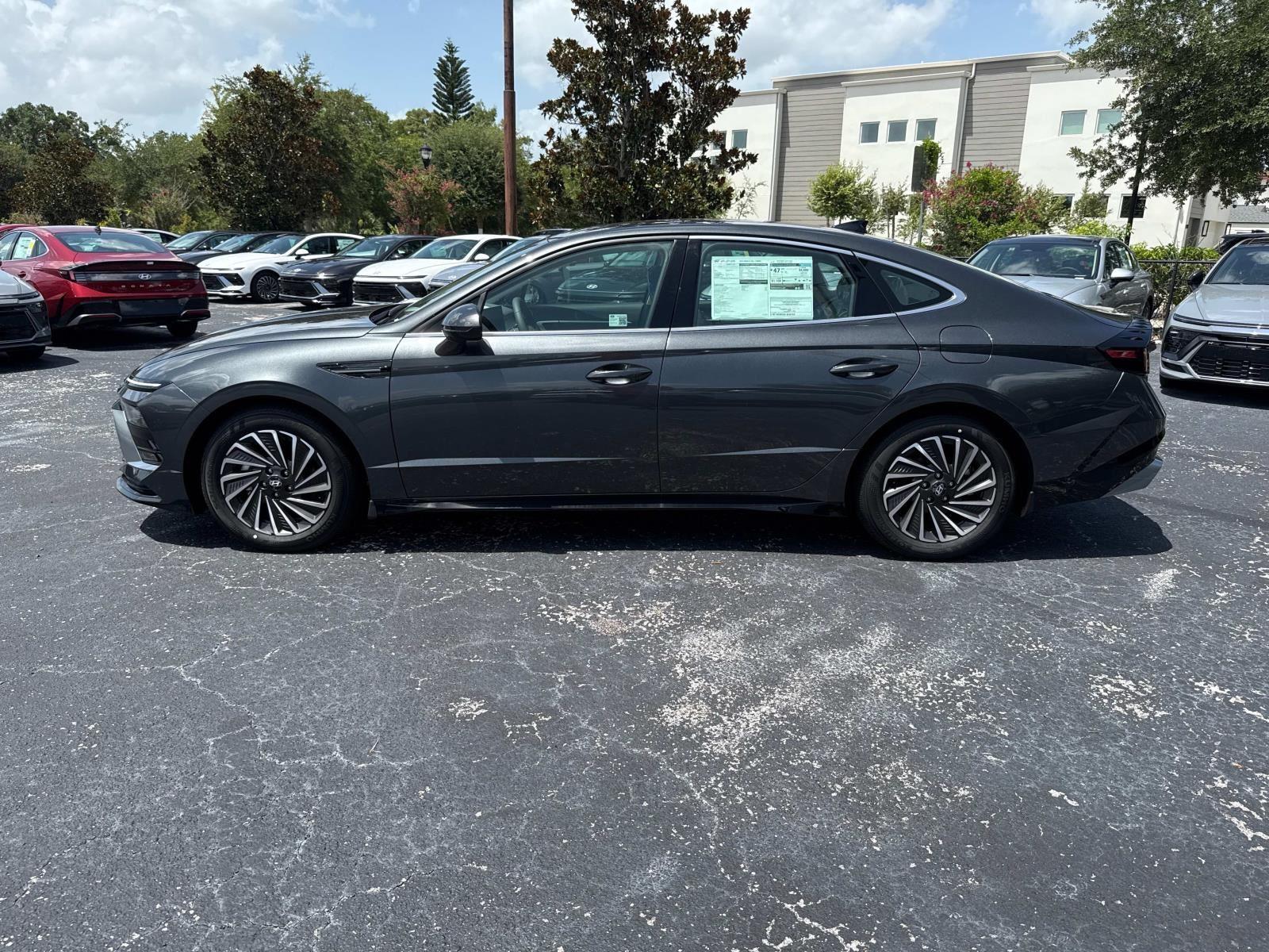 2025 Hyundai Sonata Hybrid SEL