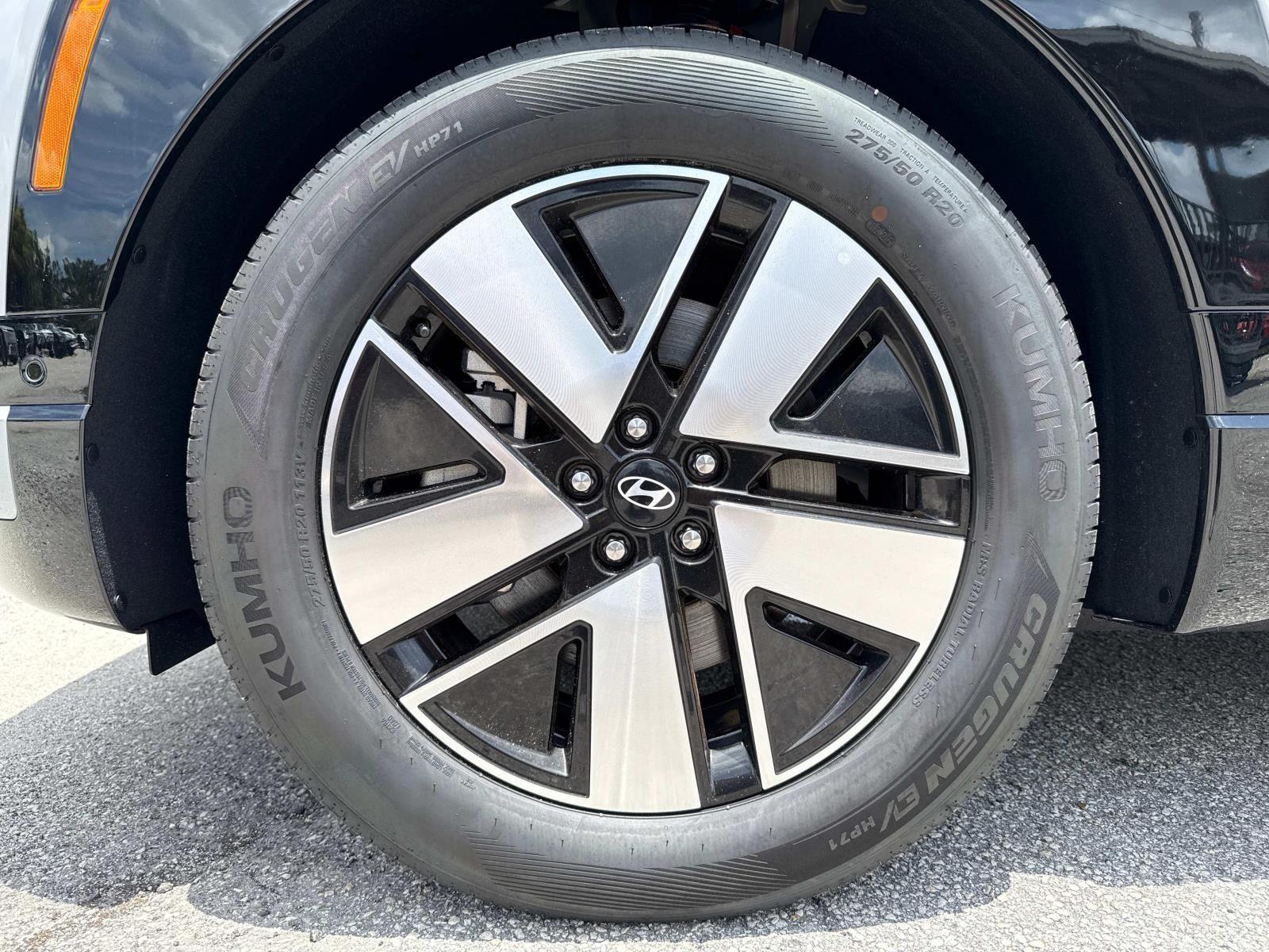 2026 Hyundai IONIQ 9 AWD SEL