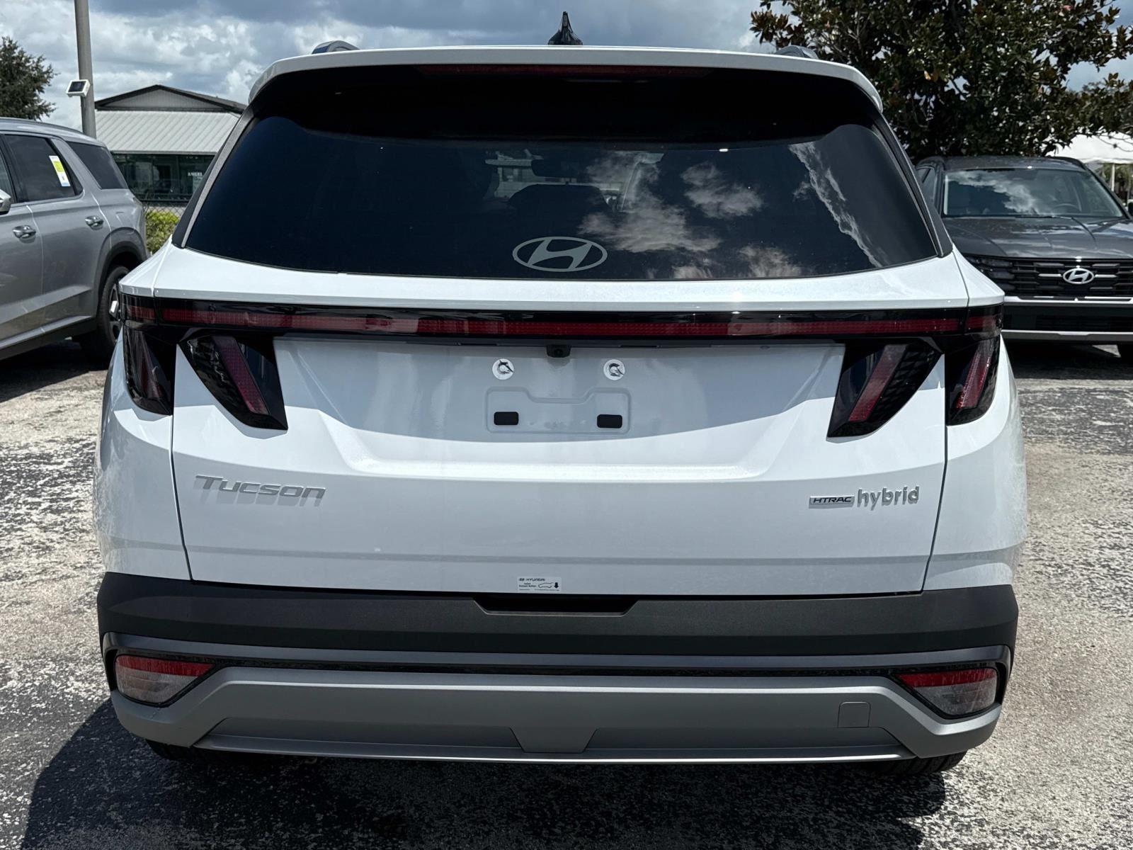 2025 Hyundai Tucson Hybrid SEL Convenience photo 3