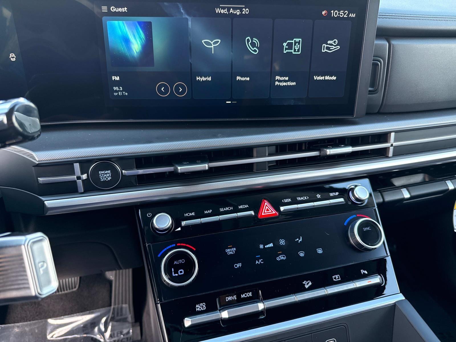 2026 Hyundai Santa Fe Hybrid SE