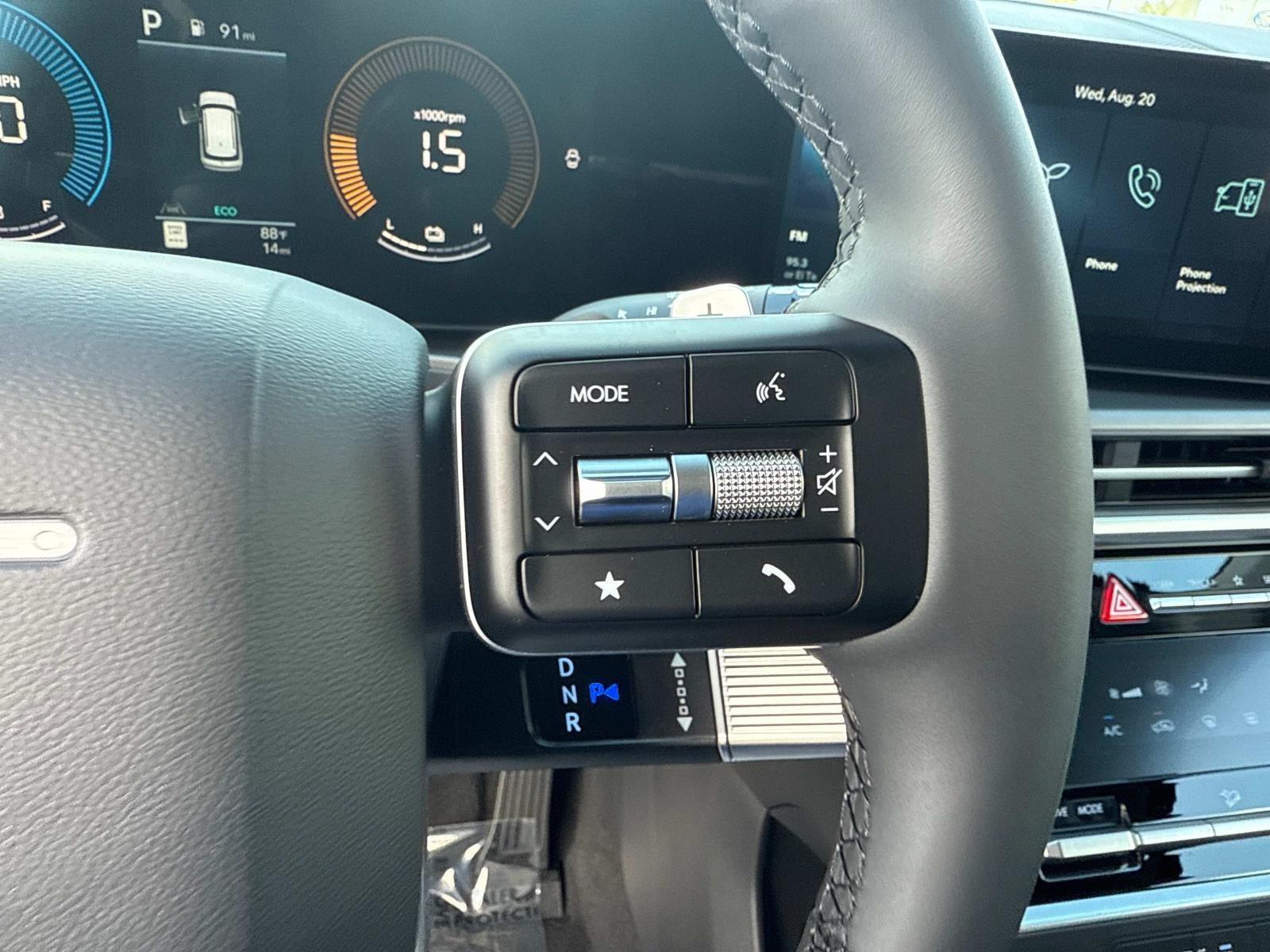 2026 Hyundai Santa Fe Hybrid SE