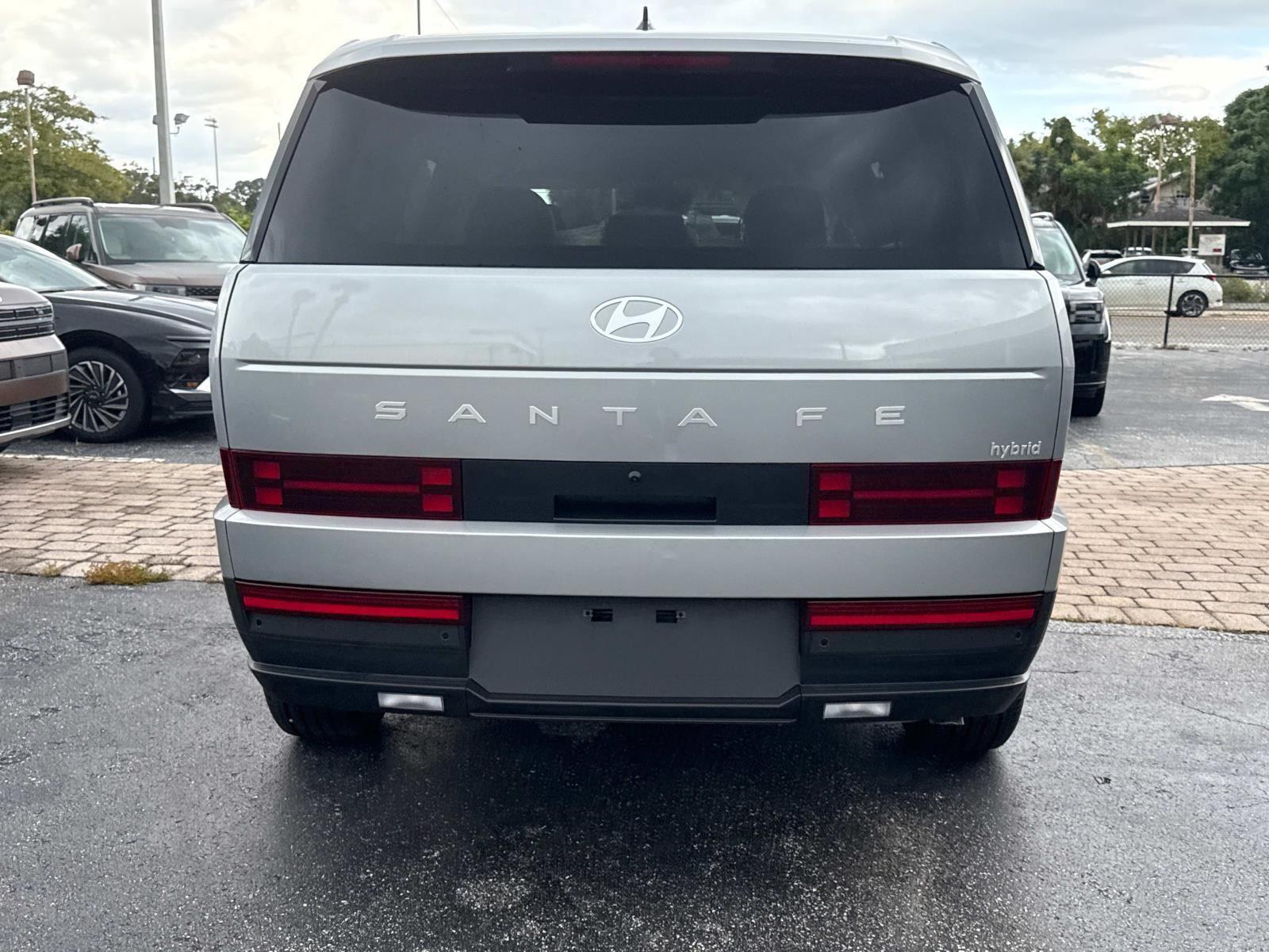 2026 Hyundai Santa Fe Hybrid SE