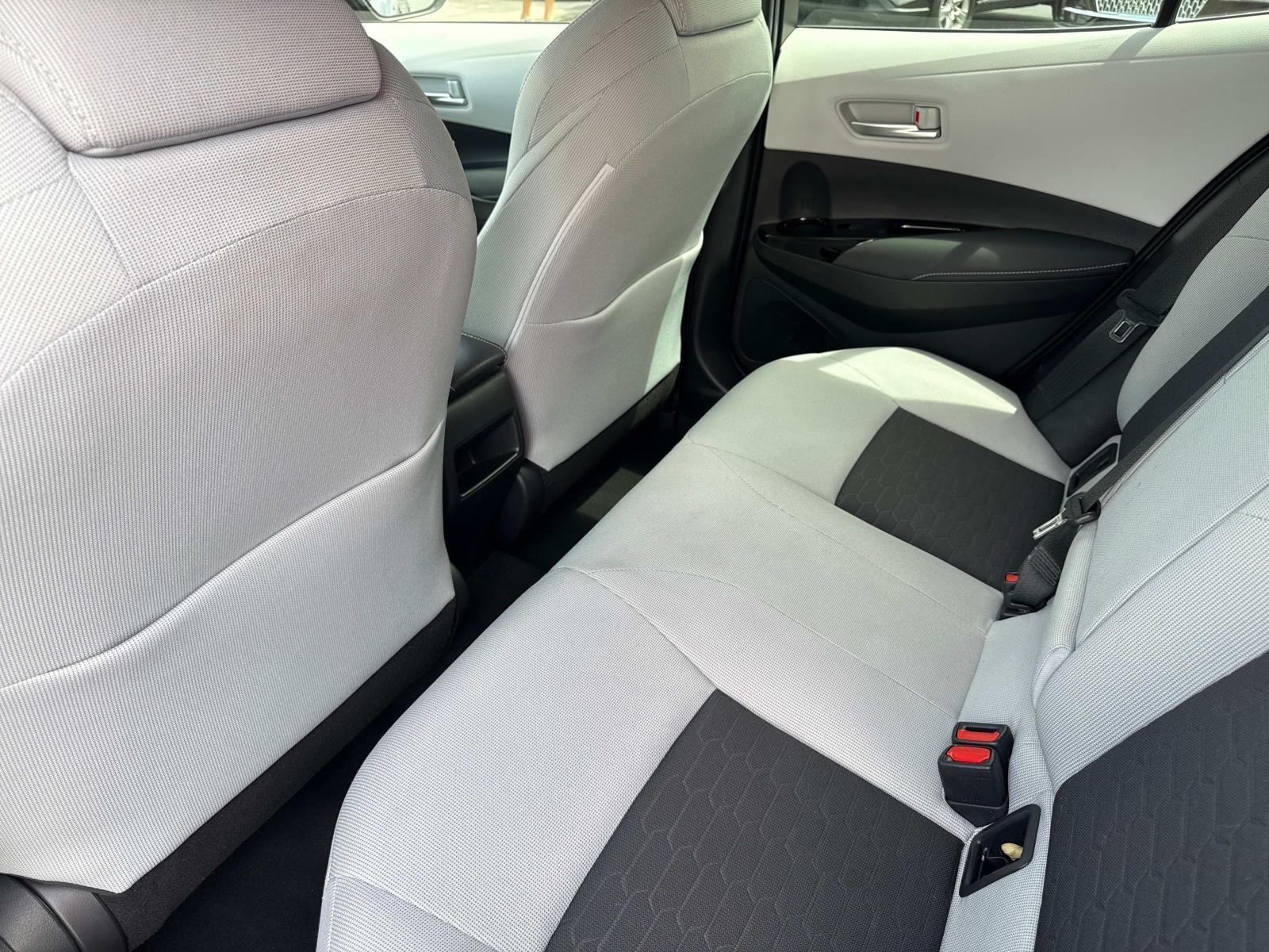 2021 Toyota Corolla Hatchback SE