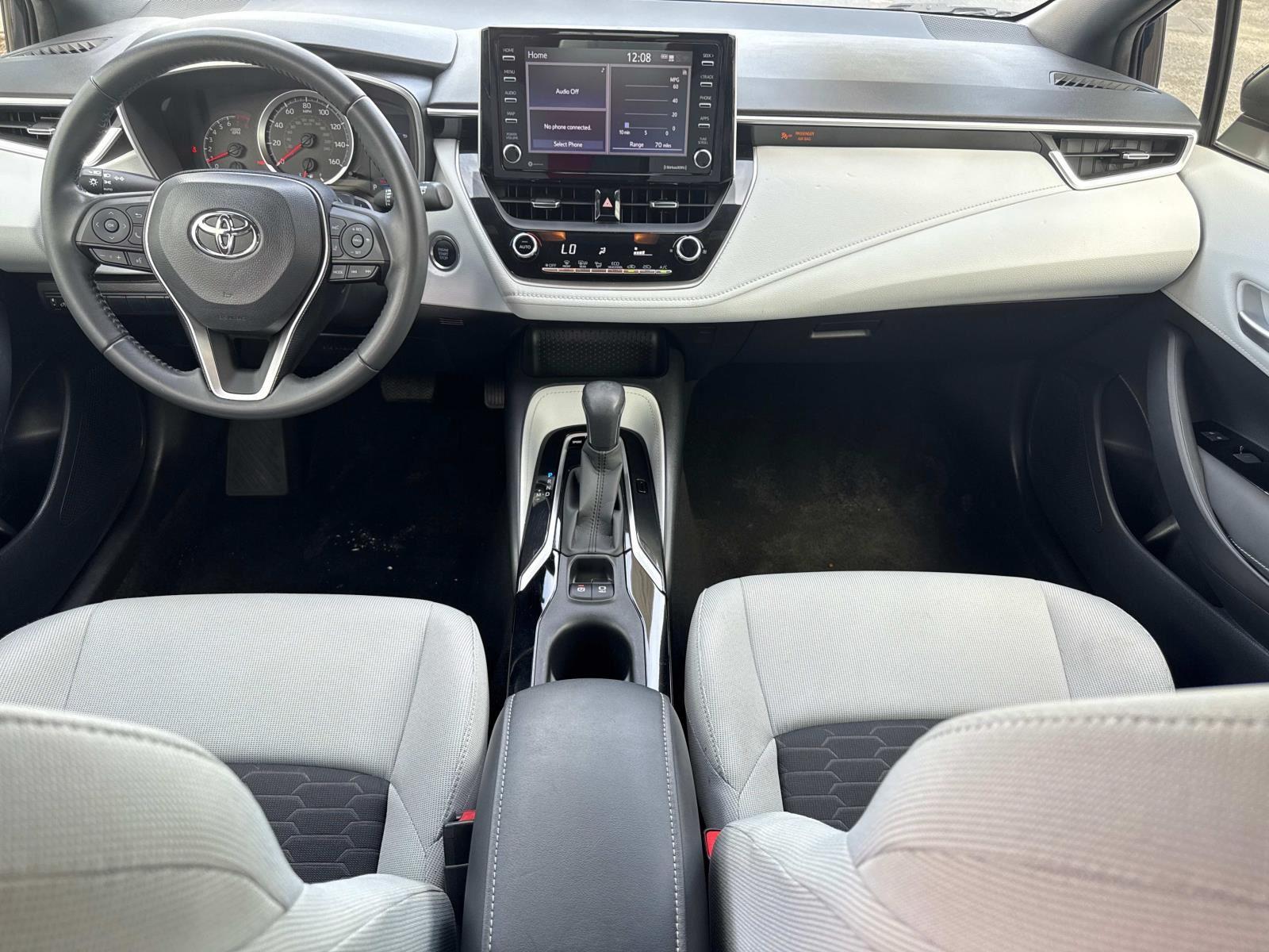 2021 Toyota Corolla Hatchback SE