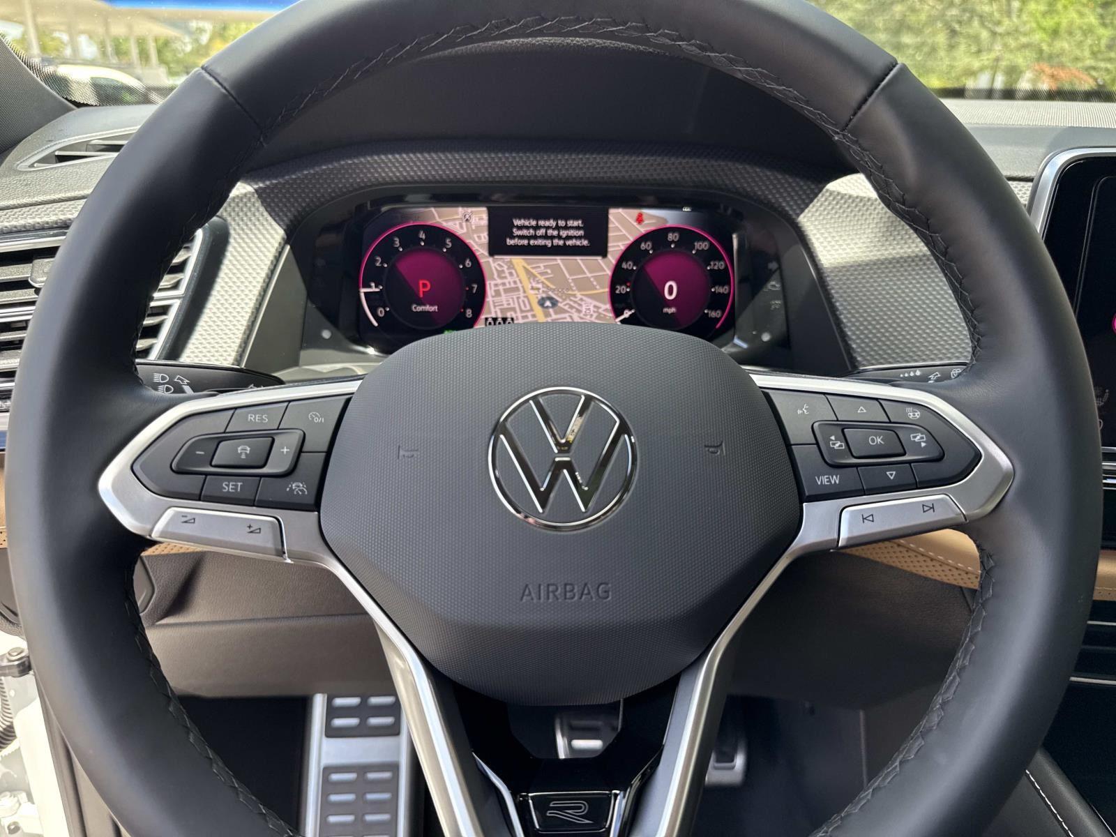 2025 Volkswagen Atlas Cross Sport 2.0T SEL R-Line Black