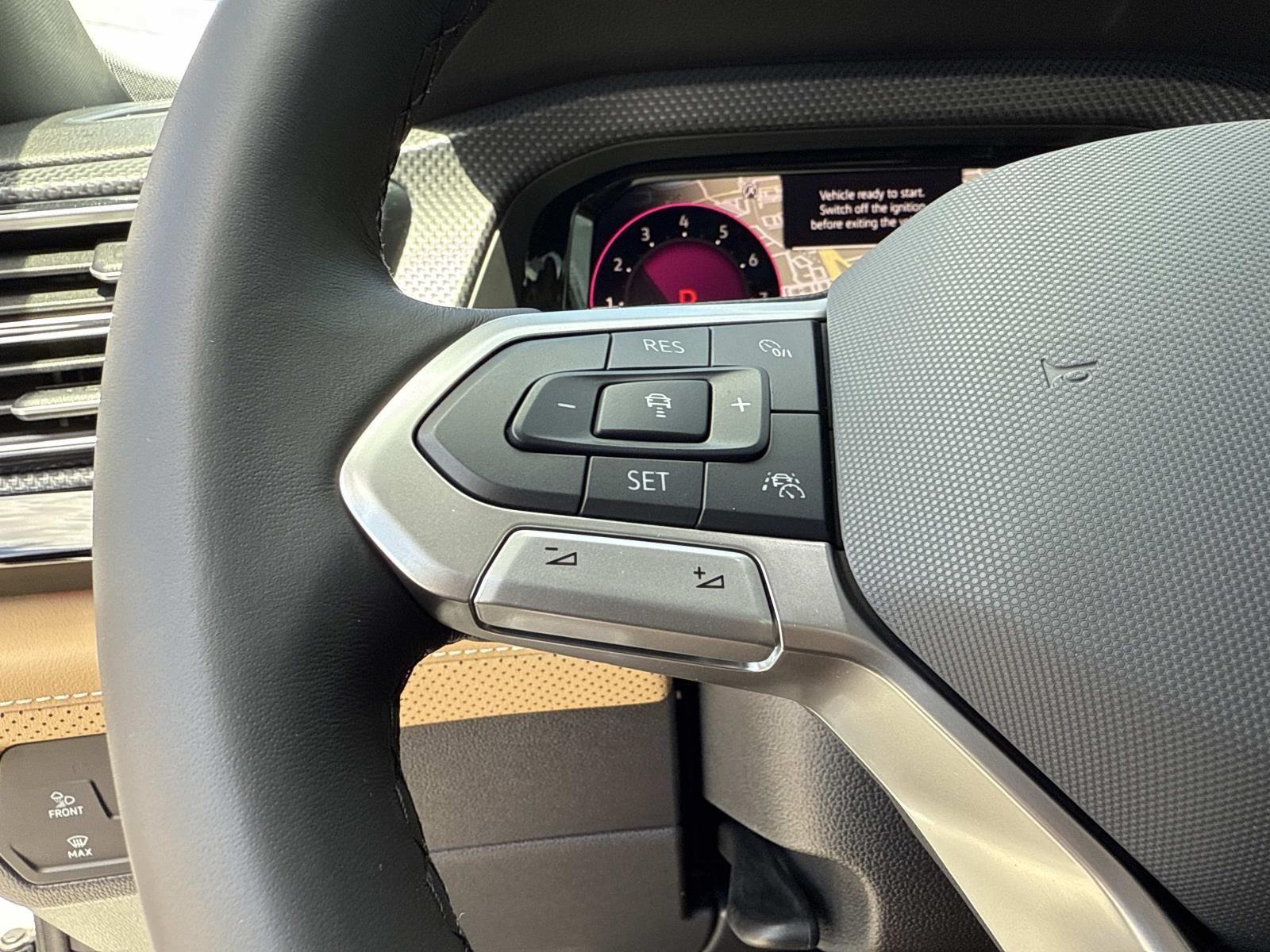 2025 Volkswagen Atlas Cross Sport 2.0T SEL R-Line Black