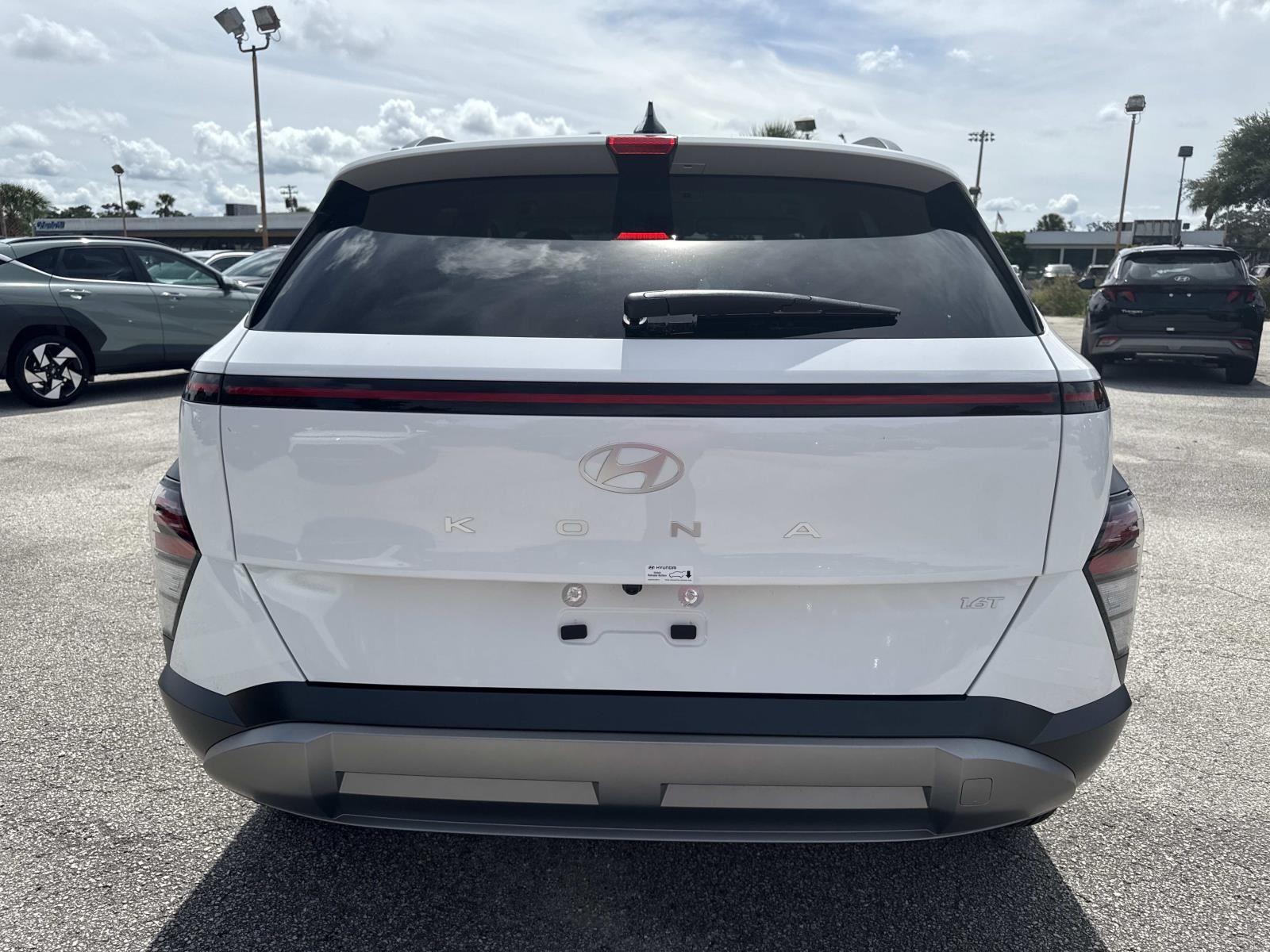 2026 Hyundai Kona SEL Premium