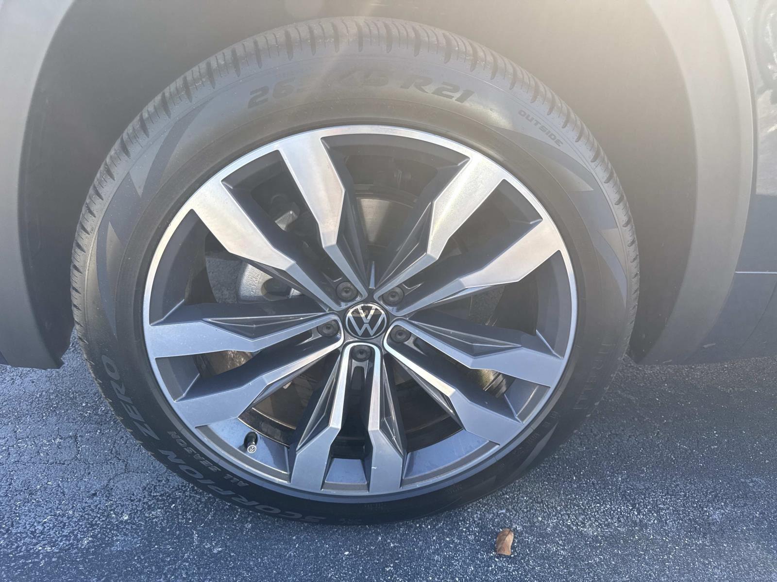 2022 Volkswagen Atlas 3.6L V6 SEL Premium R-Line