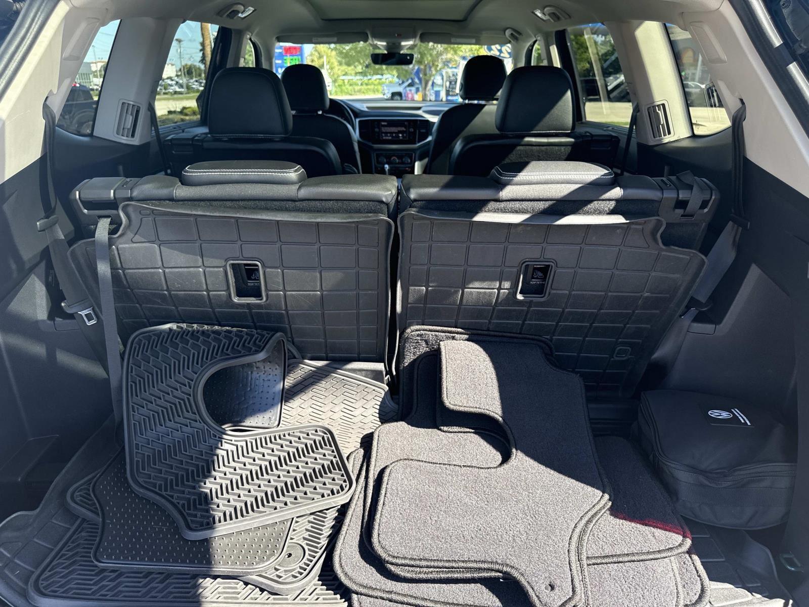 2022 Volkswagen Atlas 3.6L V6 SEL Premium R-Line