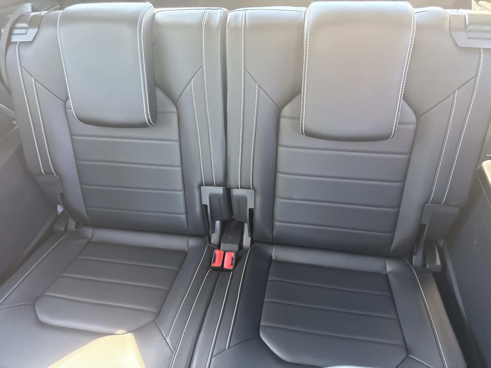 2022 Volkswagen Atlas 3.6L V6 SEL Premium R-Line