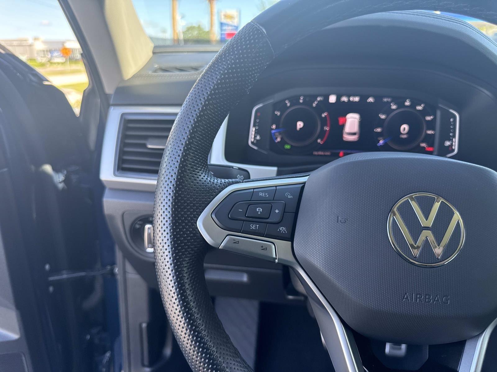 2022 Volkswagen Atlas 3.6L V6 SEL Premium R-Line
