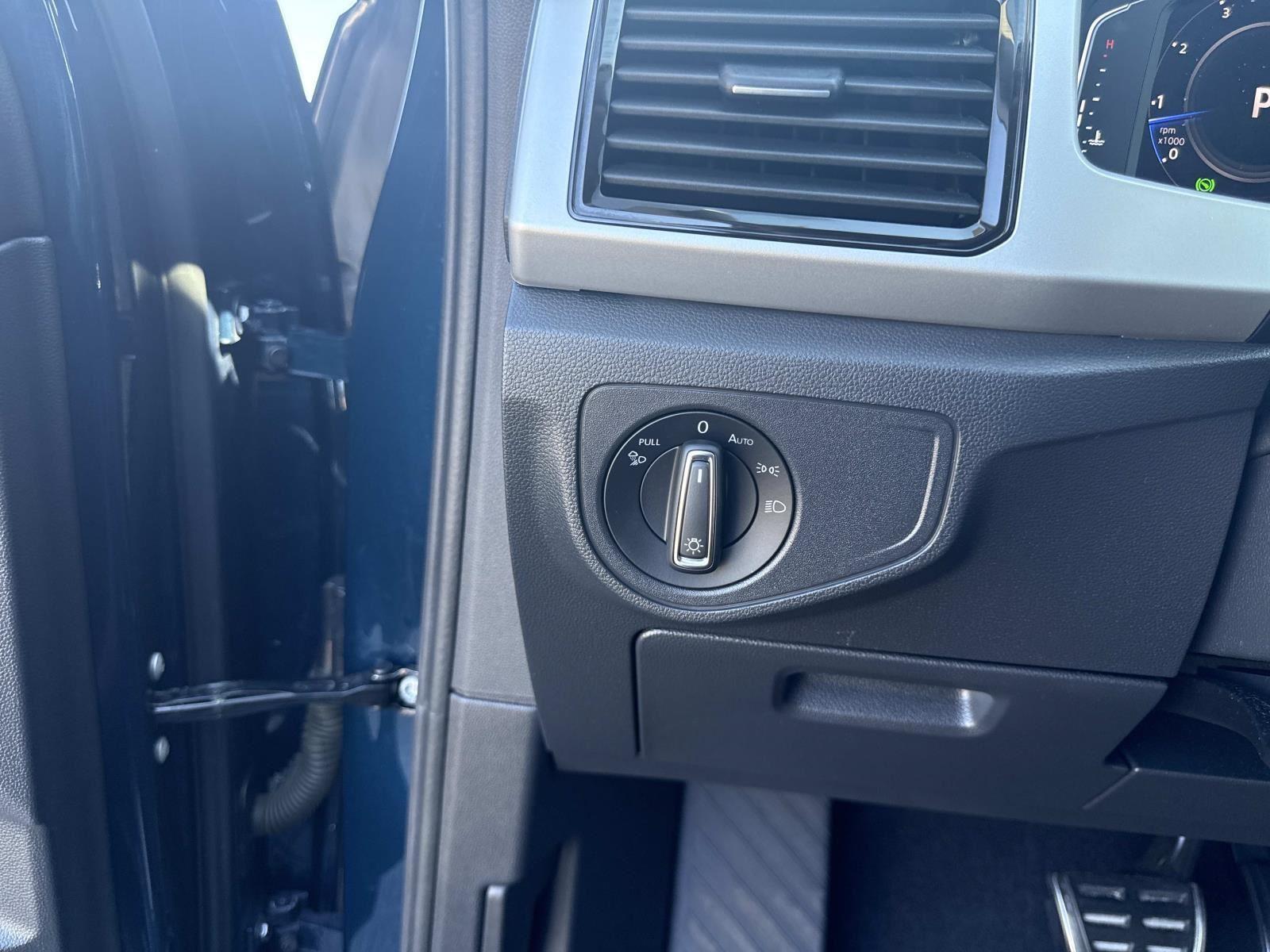 2022 Volkswagen Atlas 3.6L V6 SEL Premium R-Line