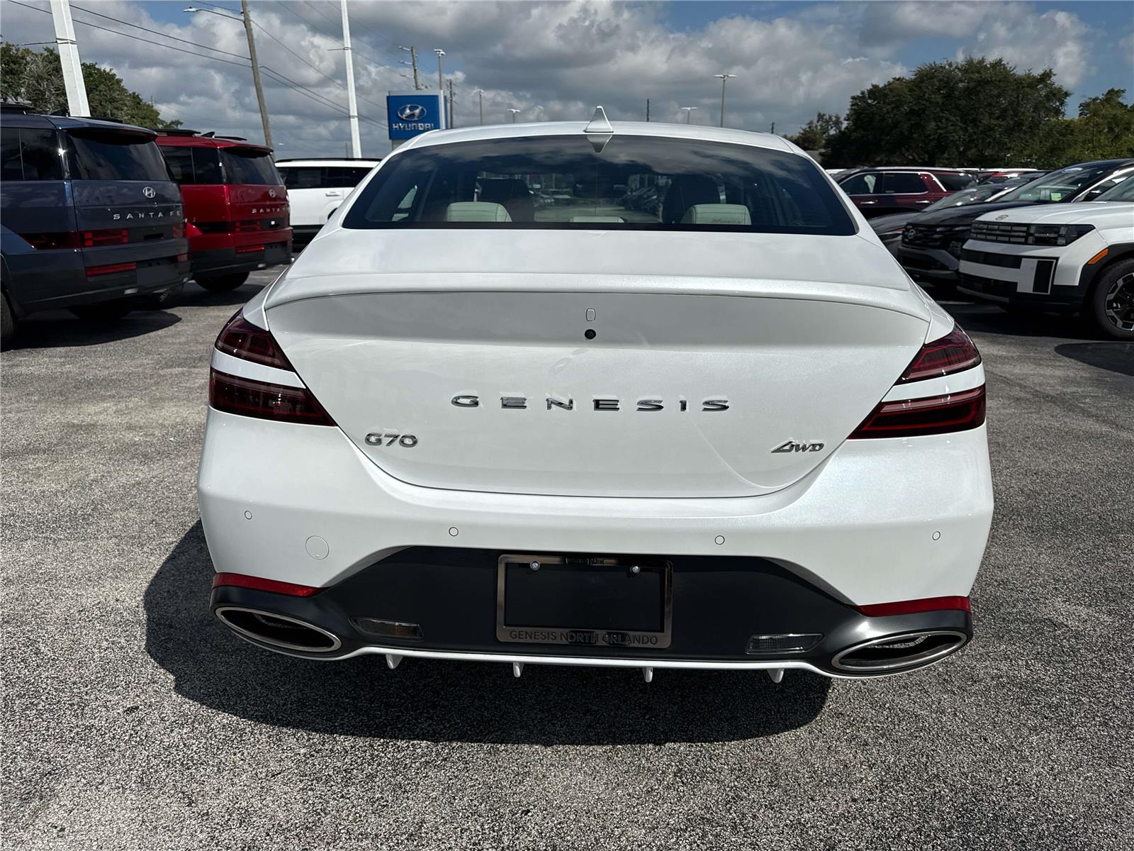 2025 Genesis G70 2.5T