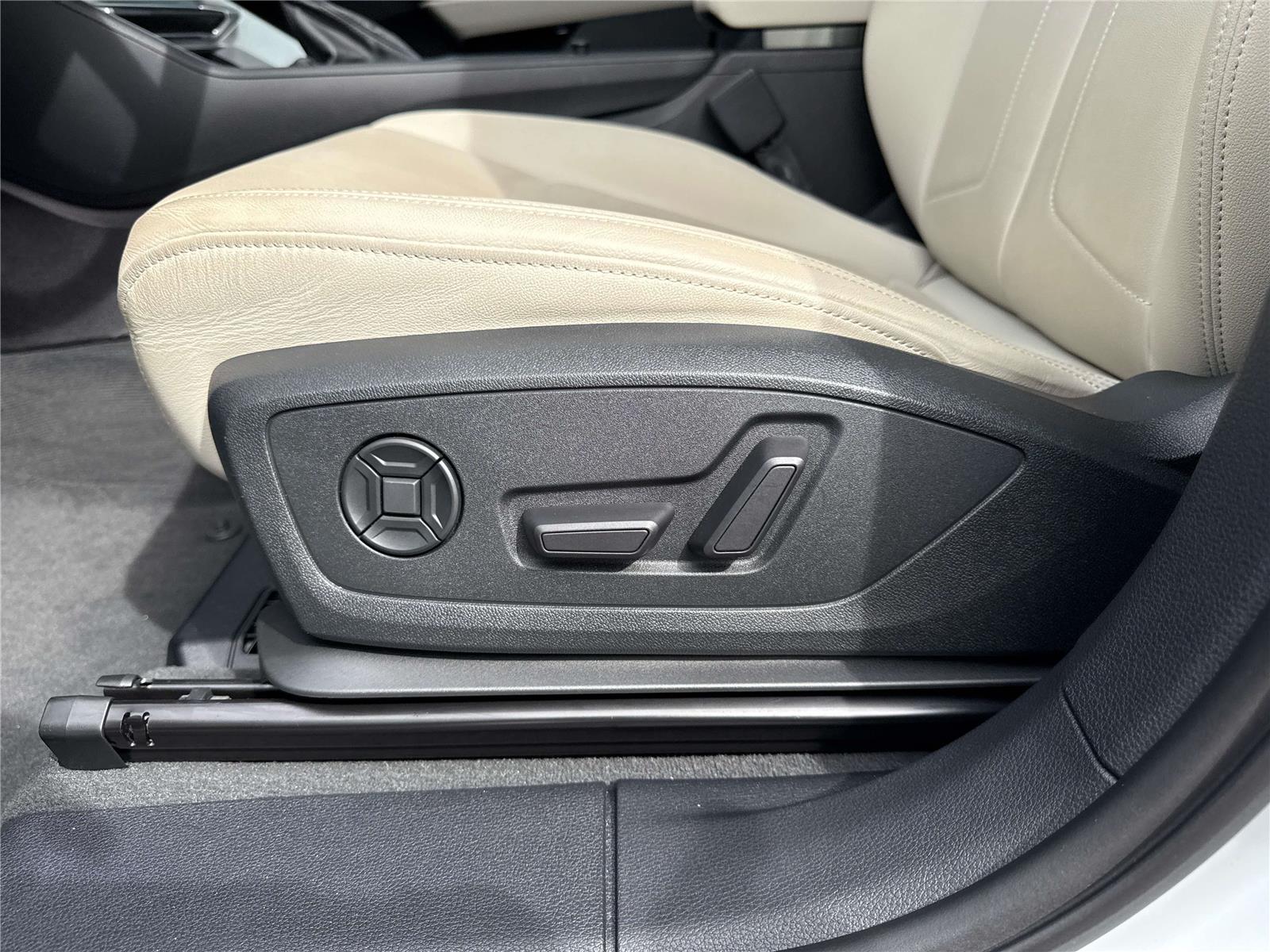 2022 Audi Q3 S line Premium Plus