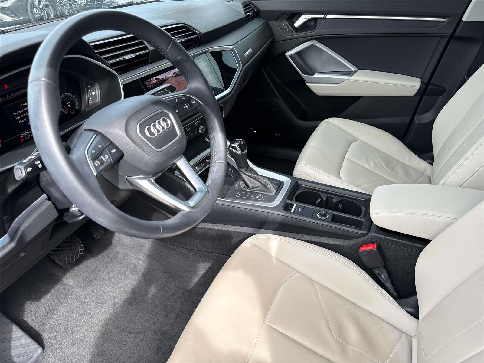 2022 Audi Q3 S line Premium Plus photo 13