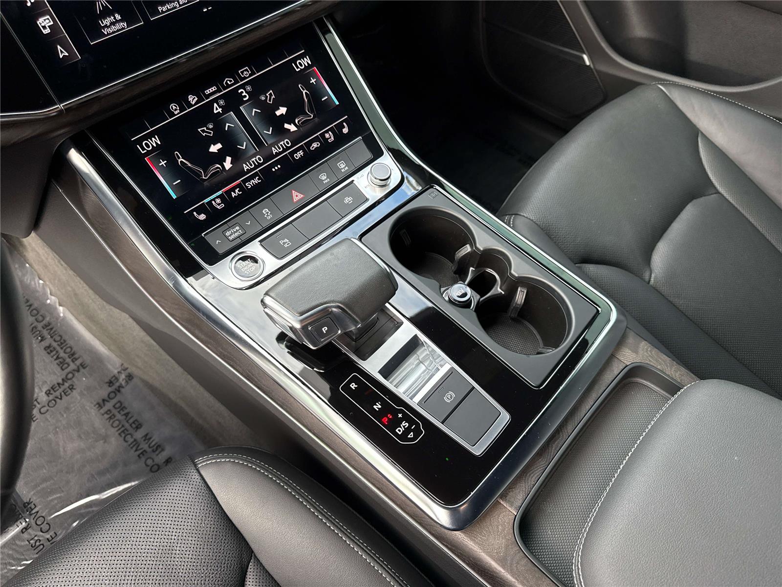 2022 Audi Q8 line Premium Plus photo 16