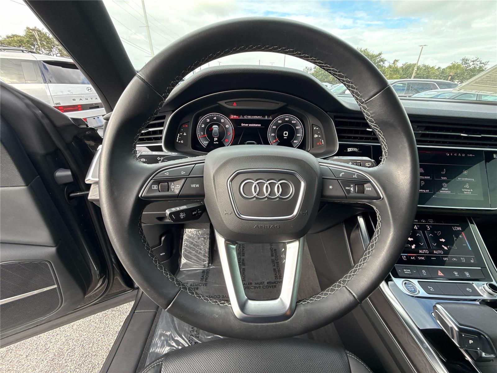 2022 Audi Q8 Premium Plus