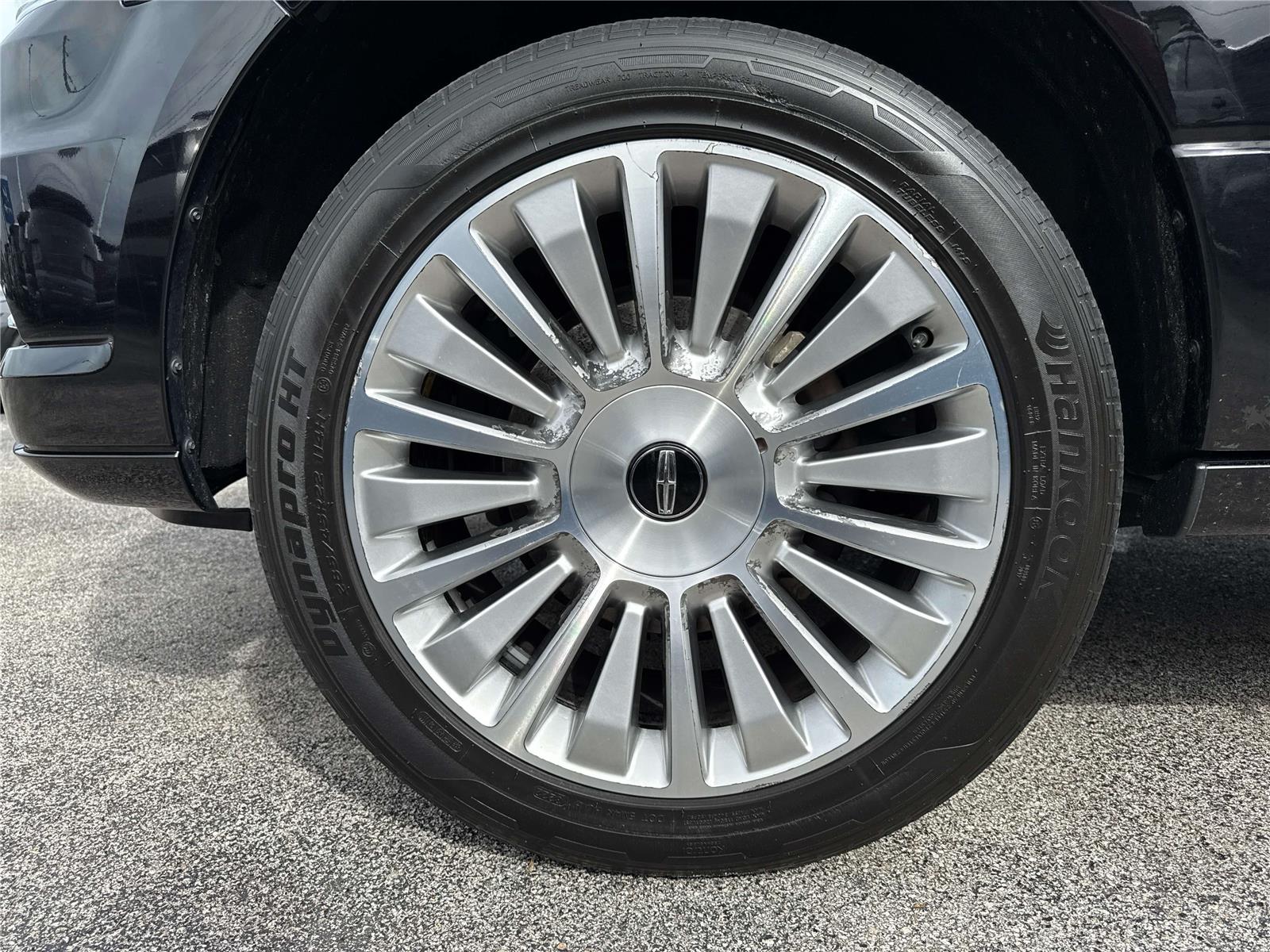 2017 Lincoln Navigator Select