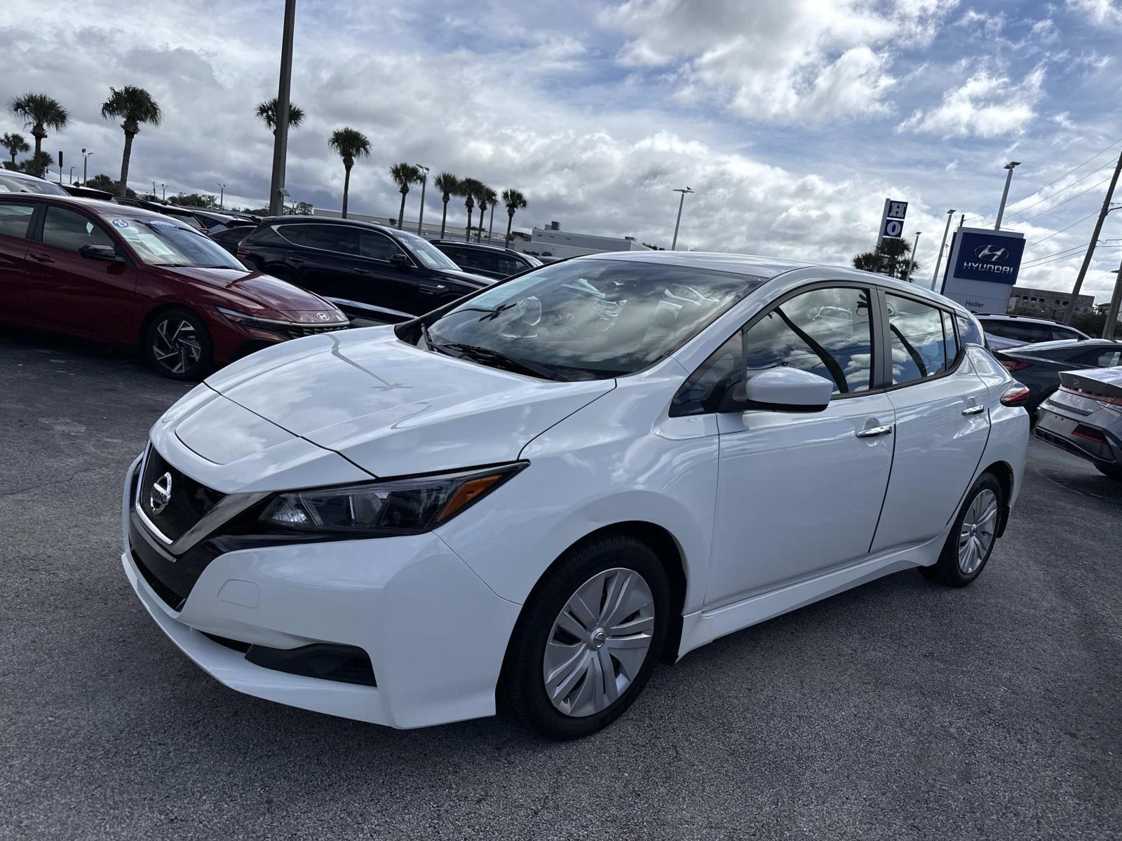 2022 Nissan LEAF S