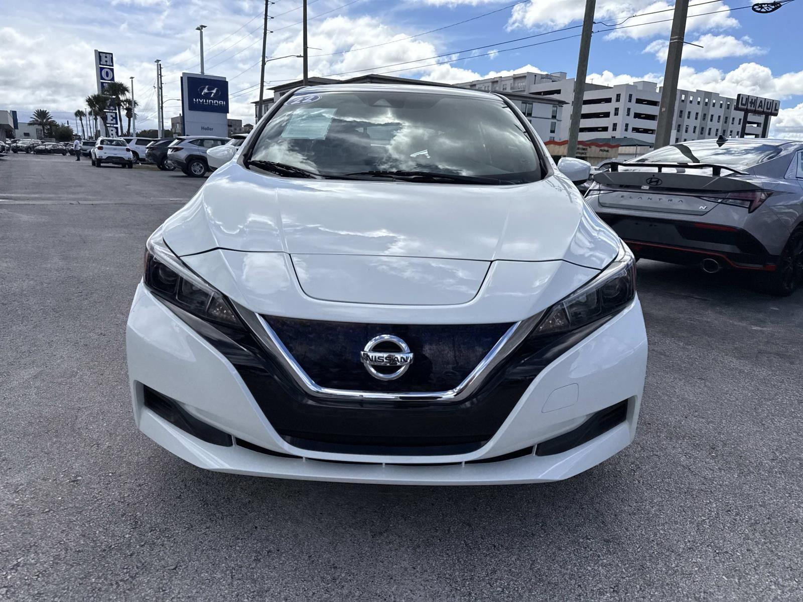 2022 Nissan LEAF S