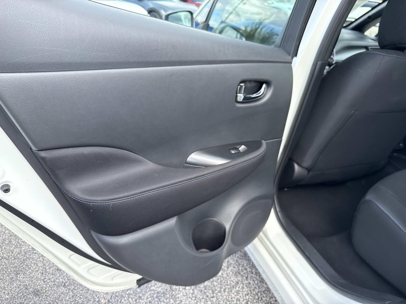 2022 Nissan LEAF S