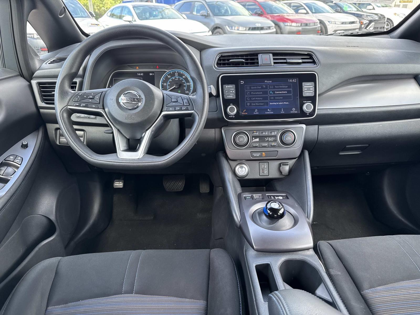 2022 Nissan LEAF S