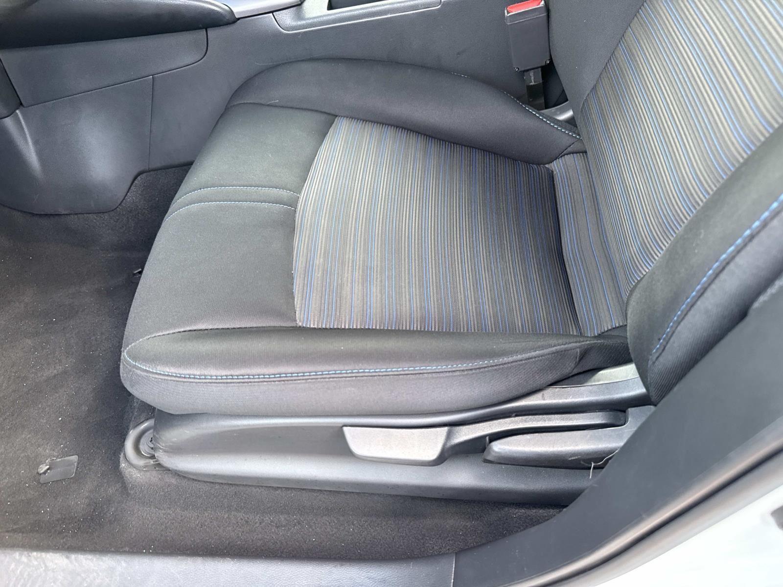2022 Nissan LEAF S