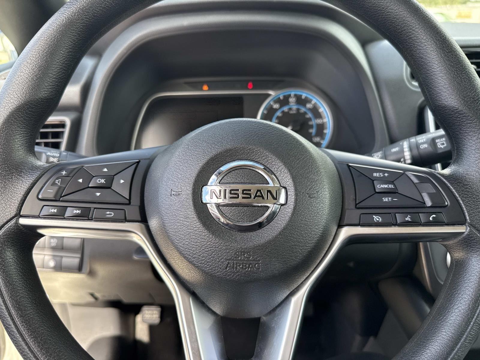 2022 Nissan LEAF S