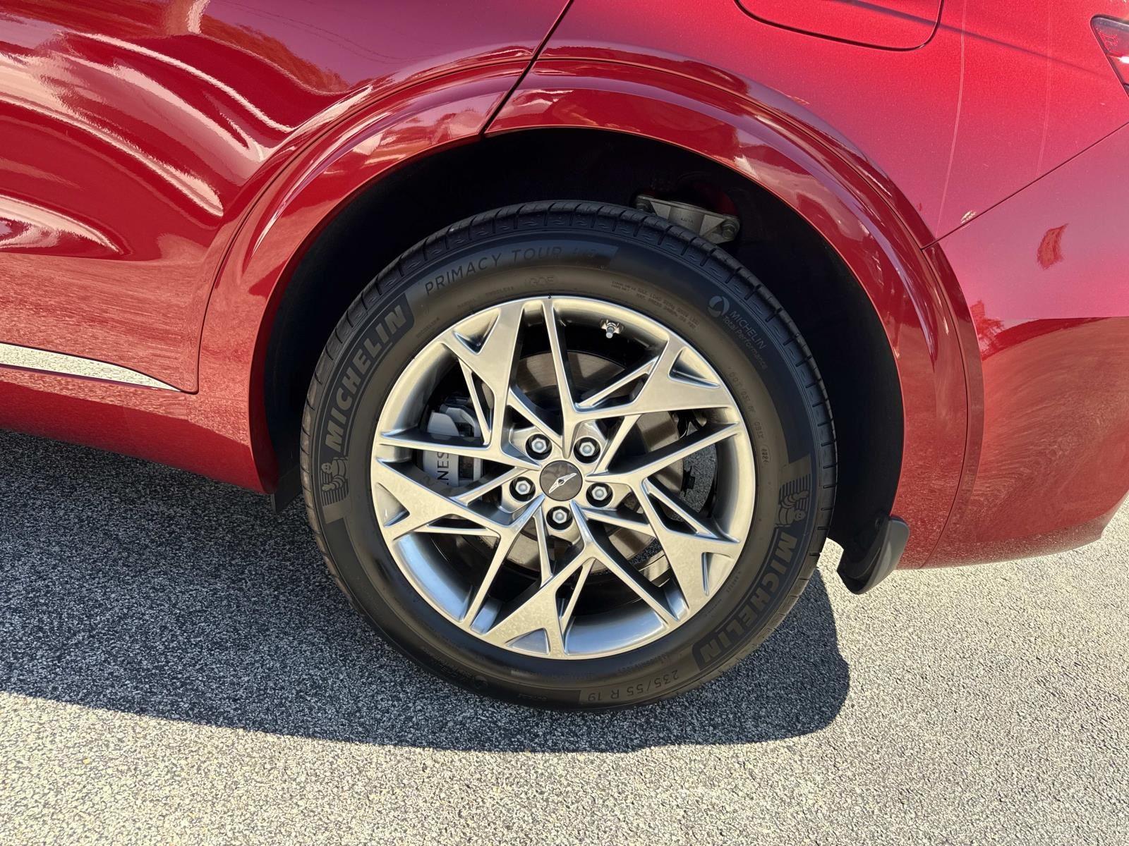 2025 Genesis GV70 2.5T