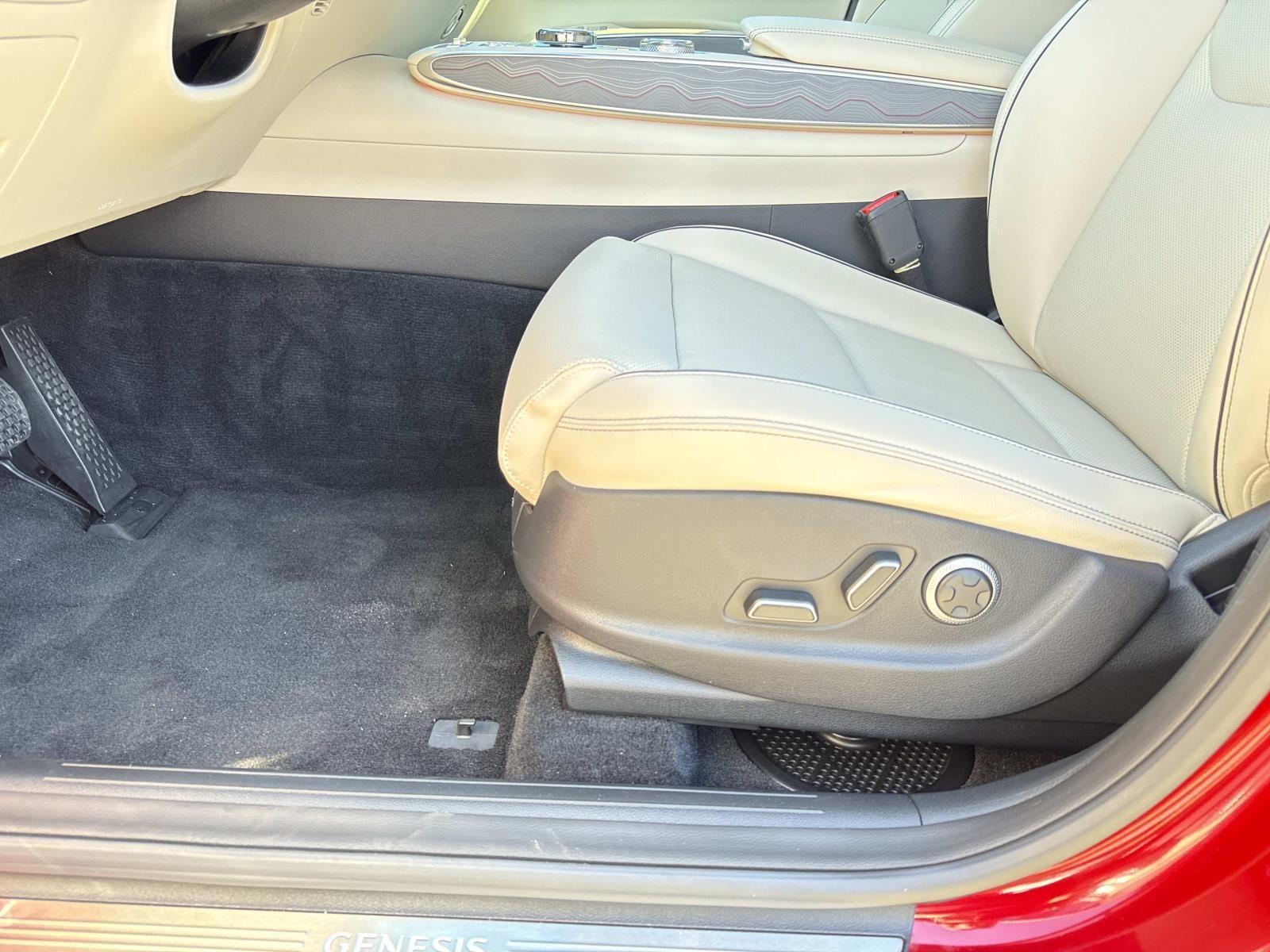 2025 Genesis GV70 2.5T