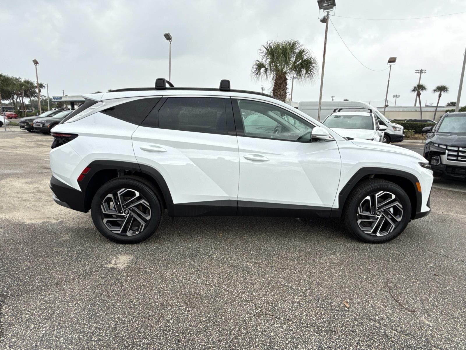 2025 Hyundai Tucson Hybrid Limited