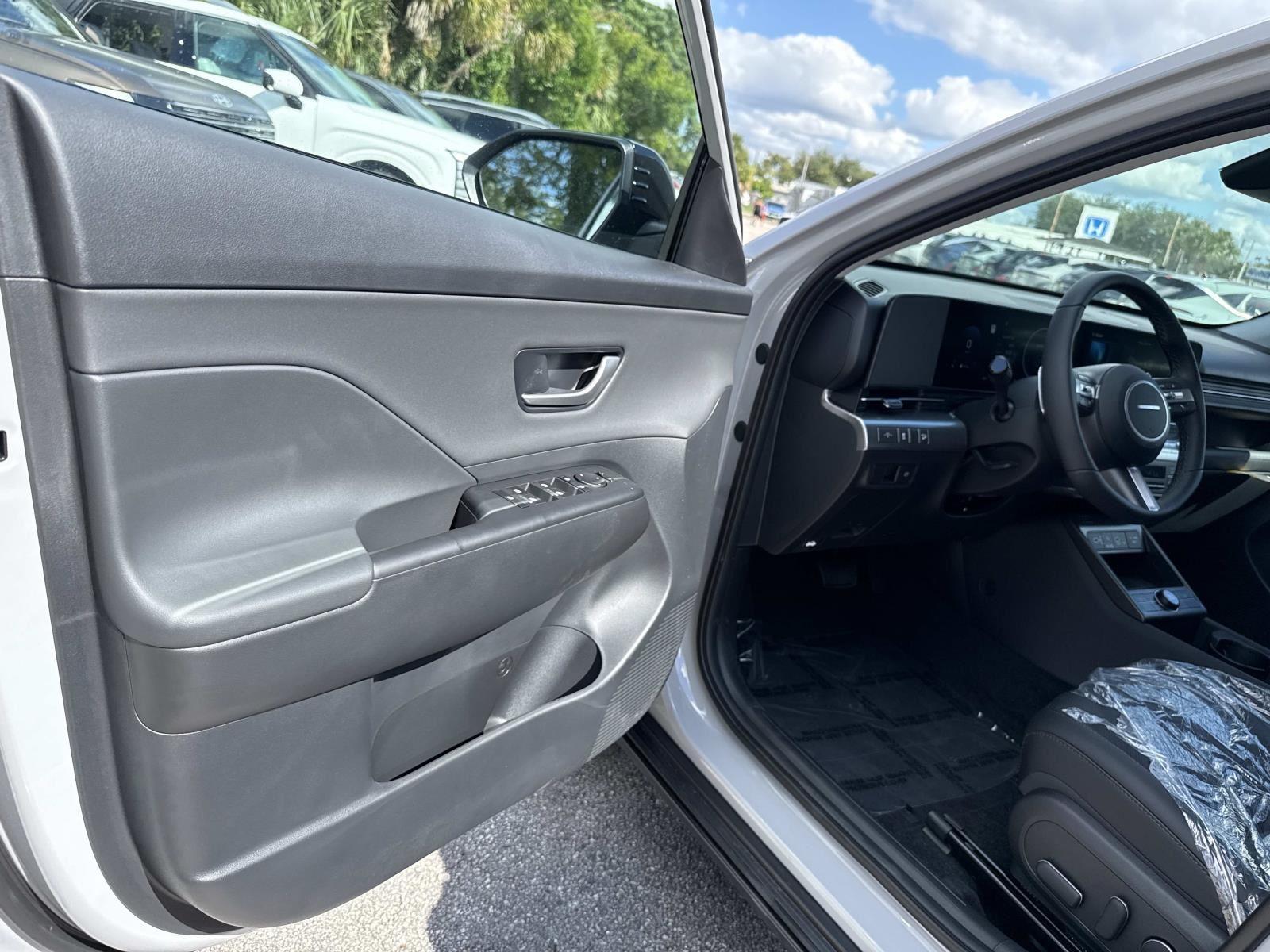 2026 Hyundai Kona SEL Premium