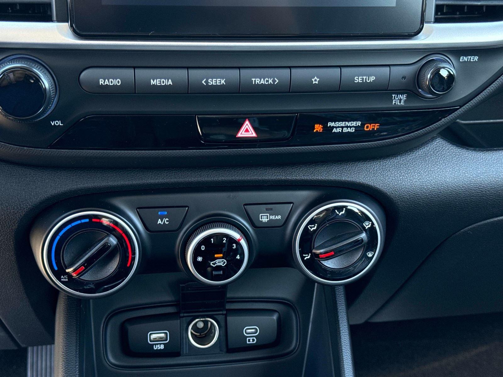 2026 Hyundai Venue SE