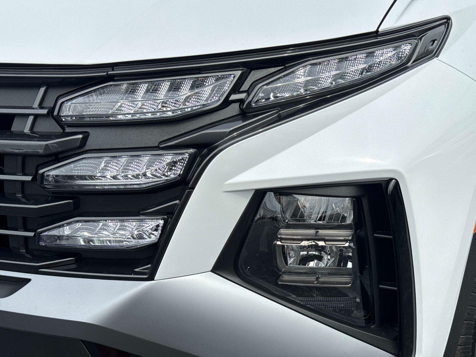 2026 Hyundai Tucson Hybrid Blue SE