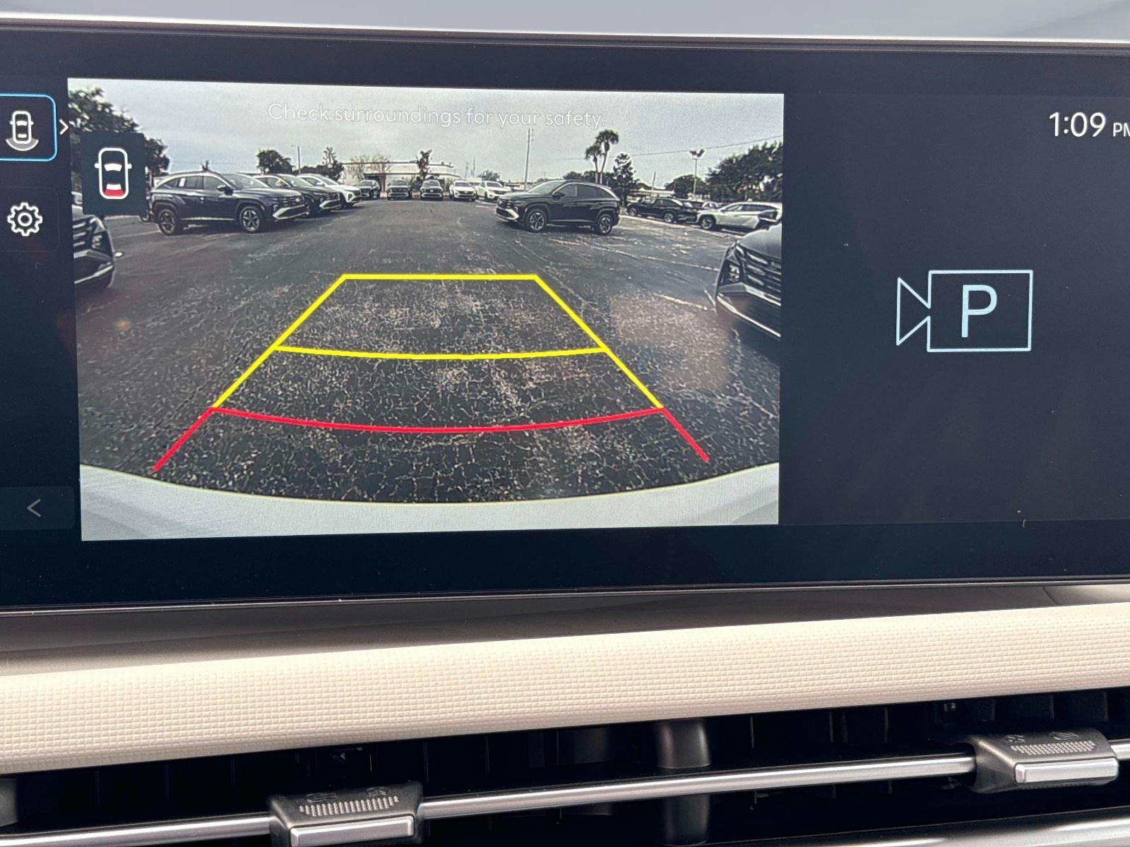 2026 Hyundai Tucson Hybrid Blue SE