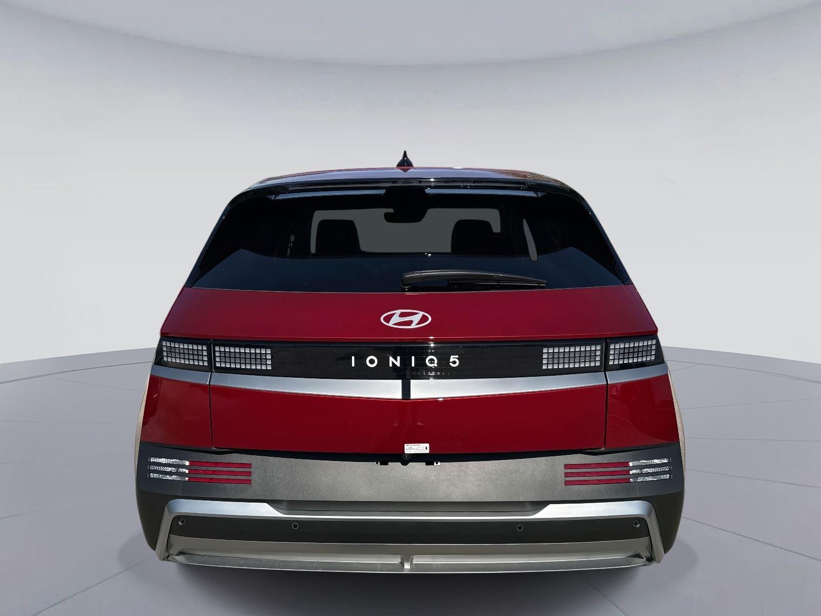 2026 Hyundai Ioniq 5 SEL photo 4