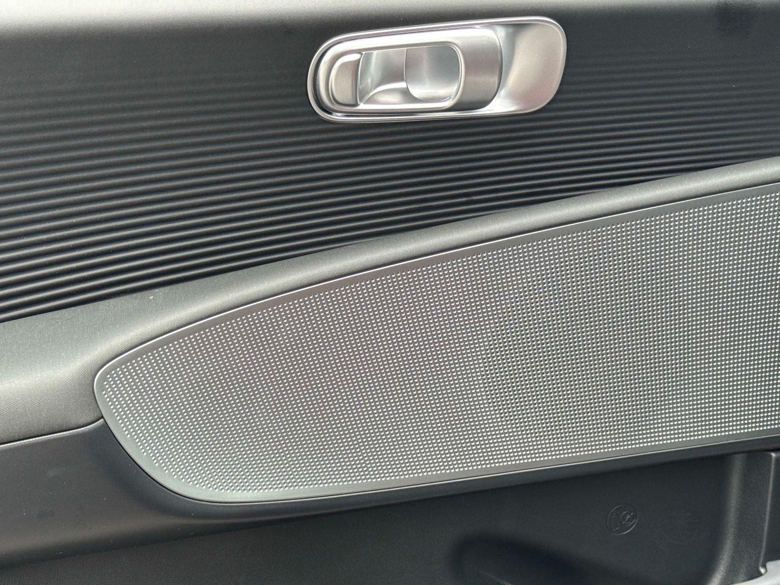 2025 Hyundai IONIQ 6 SE