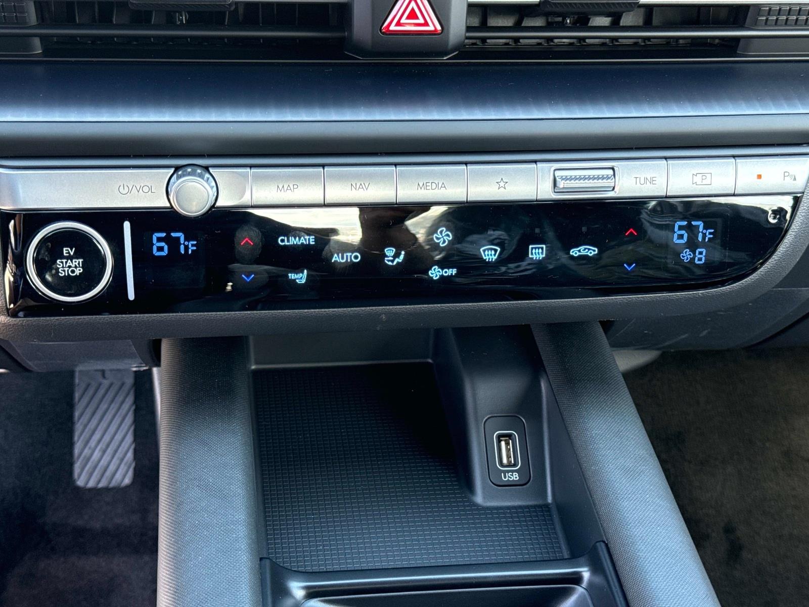 2025 Hyundai IONIQ 6 SE