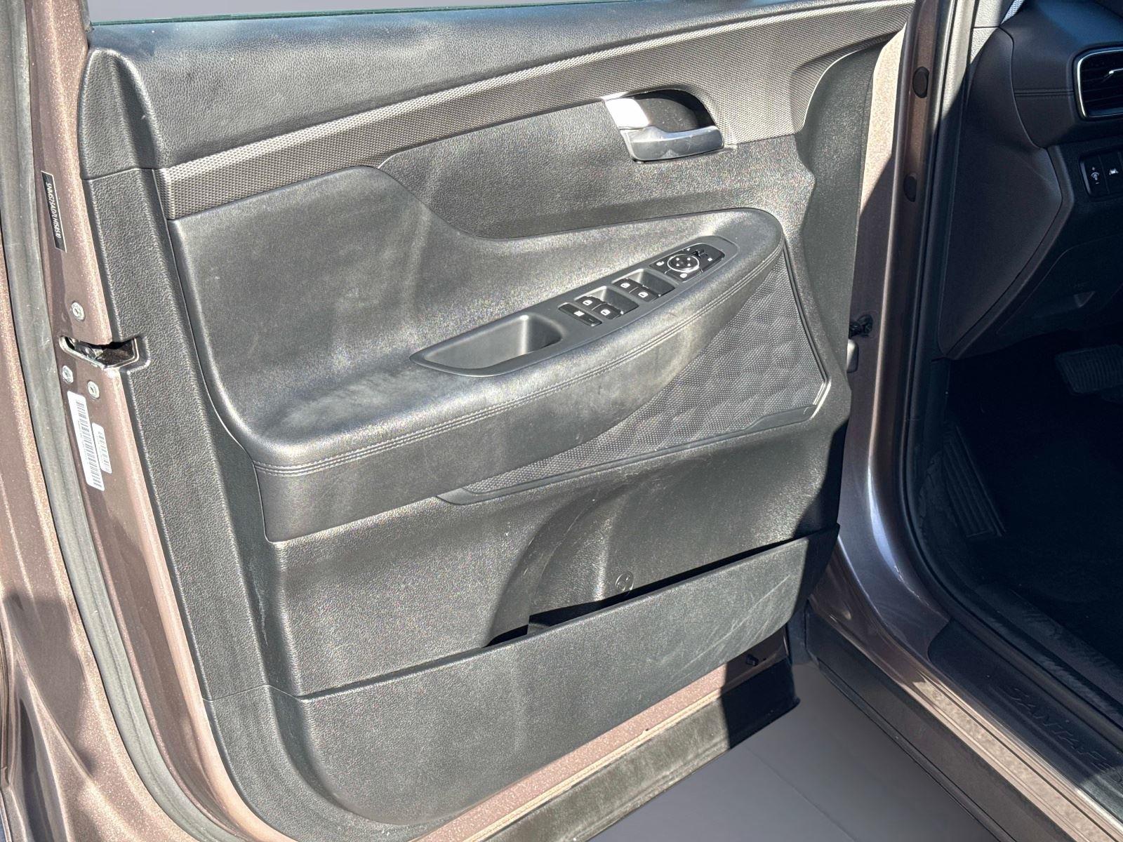 2020 Hyundai Santa Fe SE