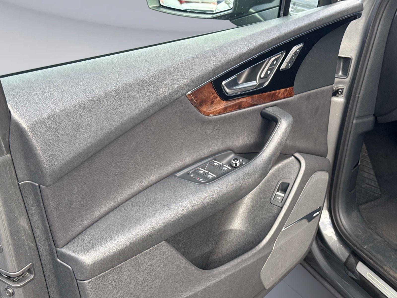 2018 Audi Q7 Prestige