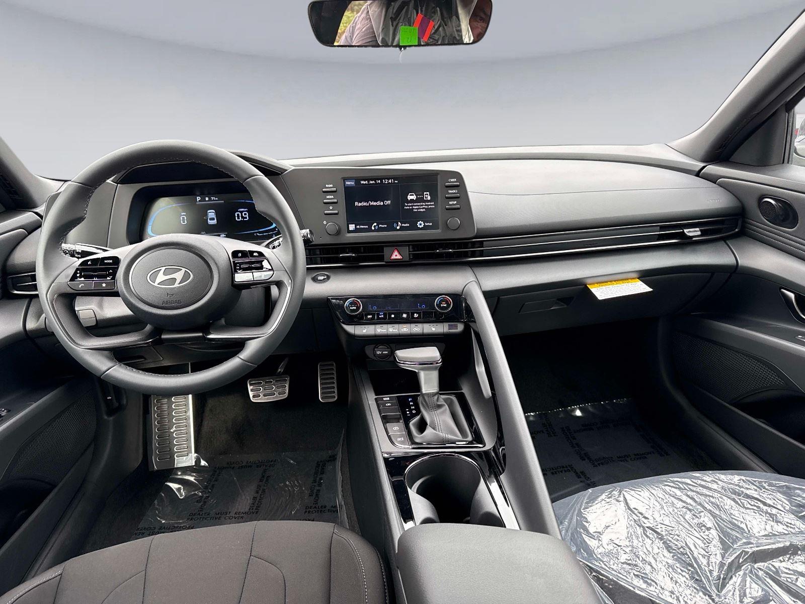 2026 Hyundai Elantra SEL Sport Premium