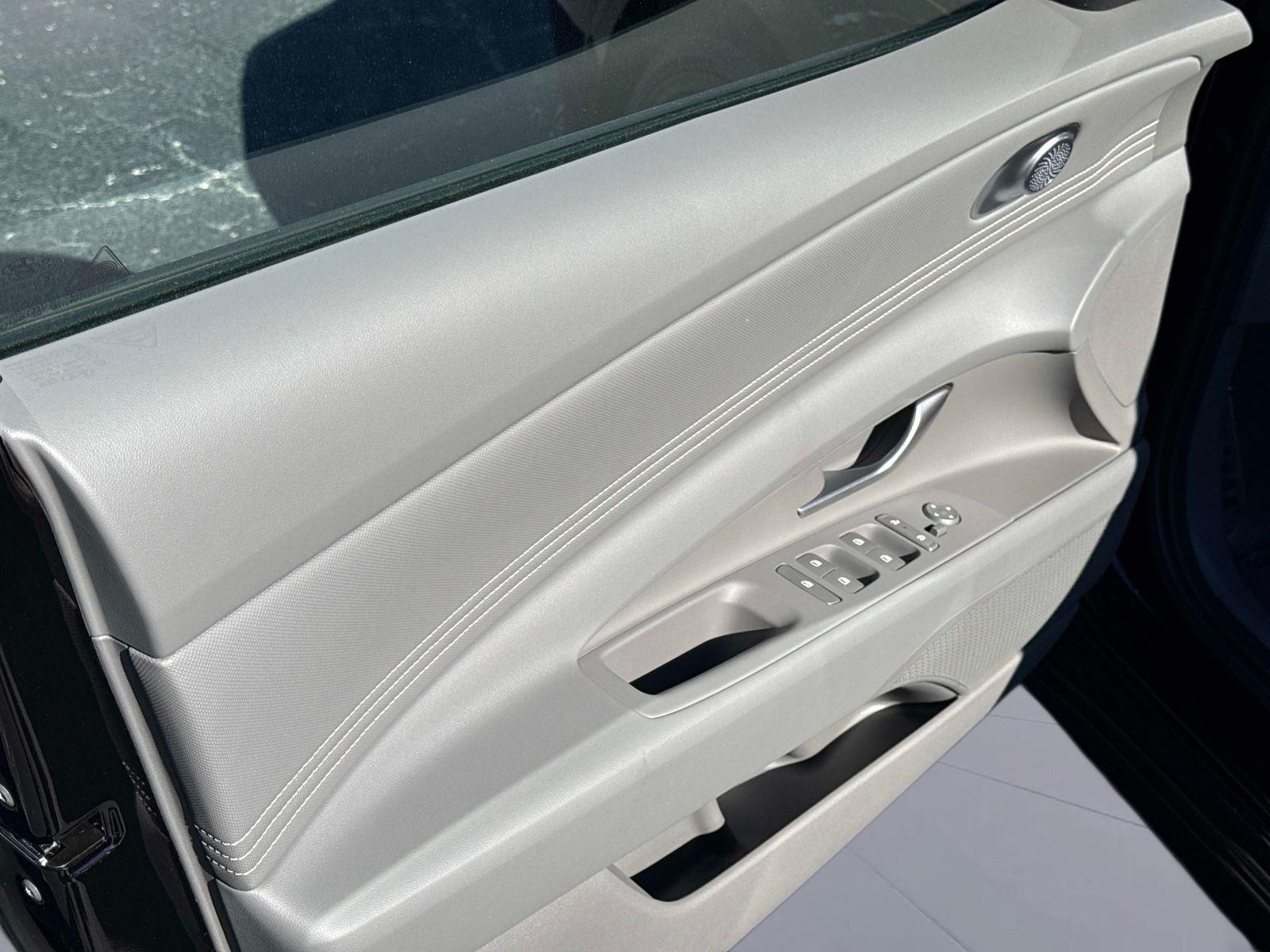 2026 HYUNDAI ELANTRA SEL SPO