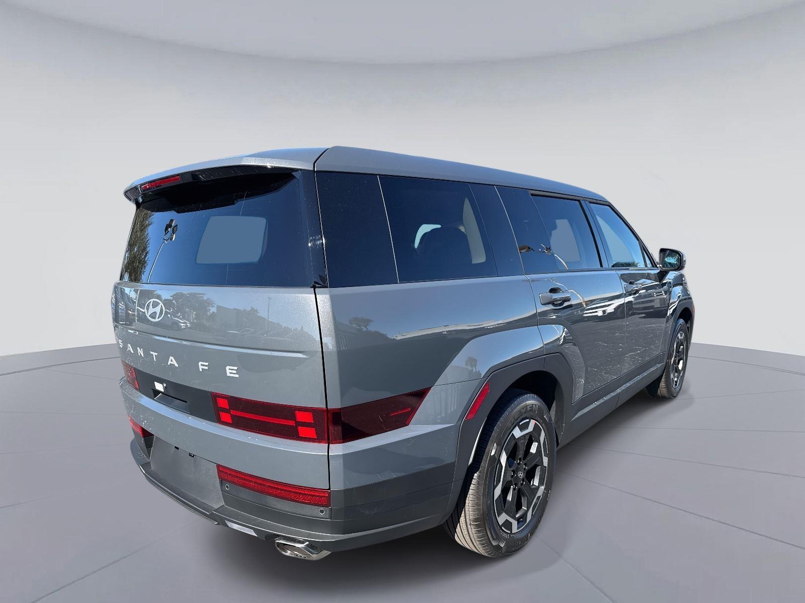 2026 Hyundai Santa Fe SE
