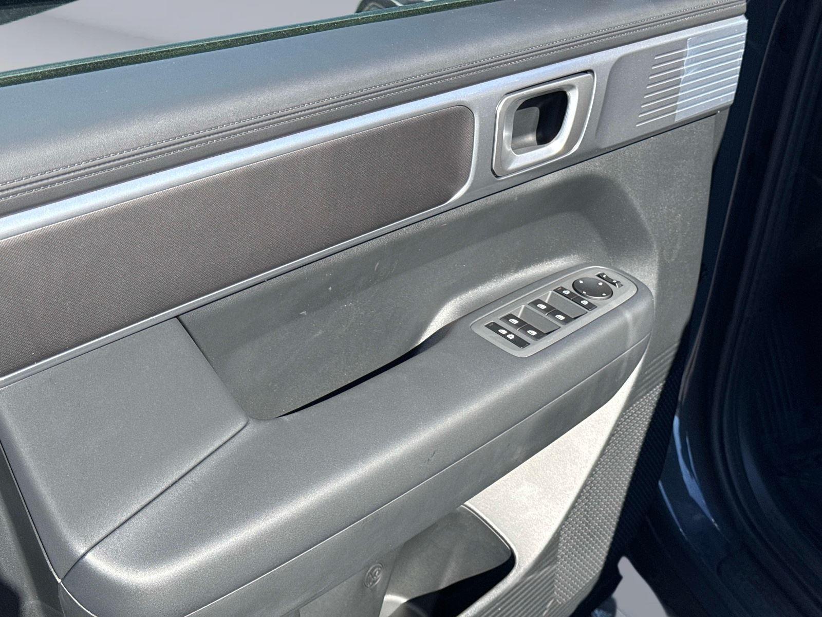 2026 Hyundai Santa Fe SE