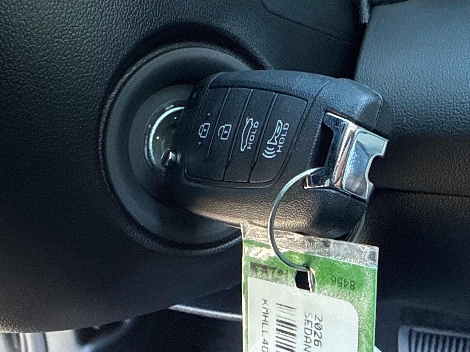 2026 Hyundai Elantra SE