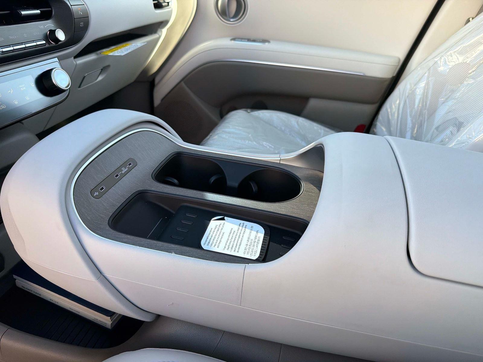 2026 Hyundai Palisade Hybrid Blue SEL 8P